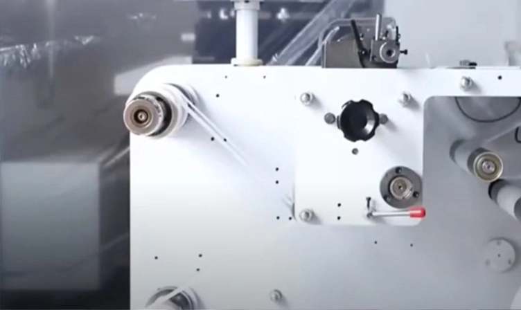 HC-320 etiket otomatik dilme ve sarma makinesi