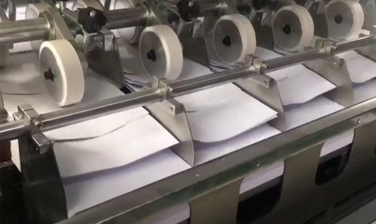 Tam otomatik A4 kağıt kesme ve paketleme makinesi