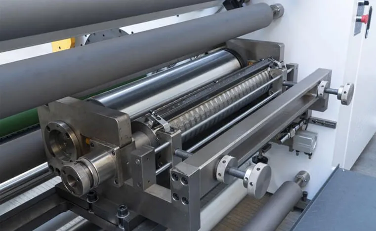 Film, kağıt, lamine malzeme uygulaması için inline kesme die ile Pro serisi 4 mil non-stop eğme