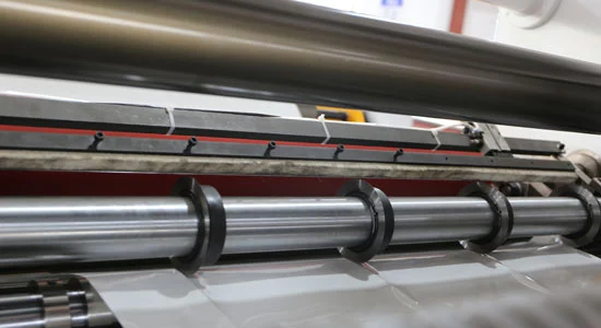 Sürtünme mili ile HCH2-650 yüksek hızlı dilme makinesi