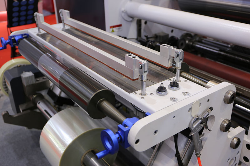 Case Share of&nbsp;CORE SERIES Surface Coiling Slitting Machine