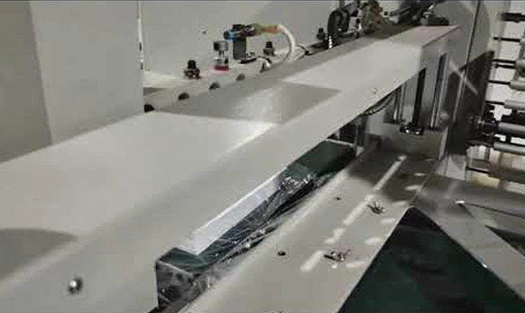 Tam otomatik ısı Shrink Film paketleme makinesi