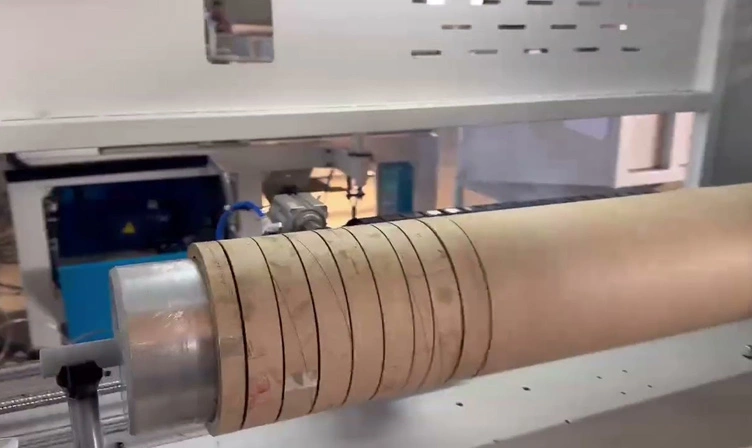 1000mm genişlik yarı otomatik tek bıçak kağıt tüp kesme makinesi 6 inç kağıt tüp